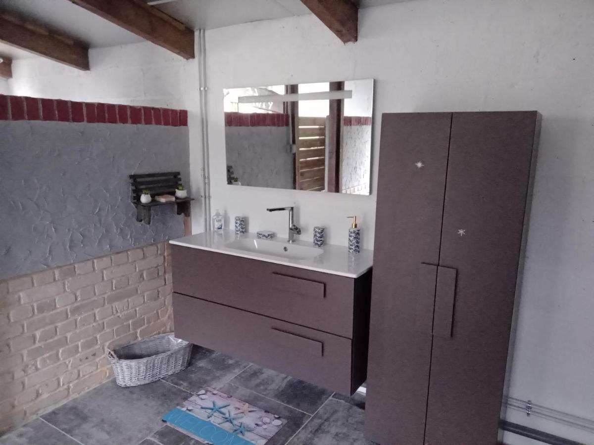La Tiote Roulotte Hotell Marquigny Exteriör bild
