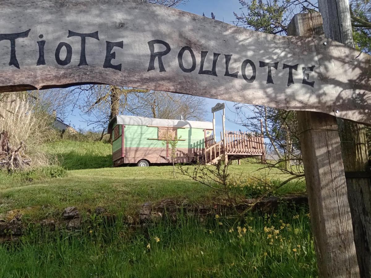 La Tiote Roulotte Hotell Marquigny Exteriör bild
